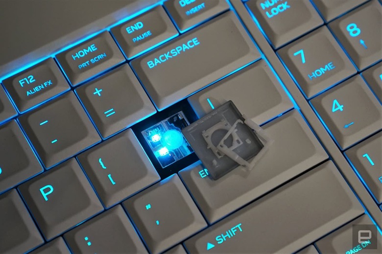 Alienware Area 51m