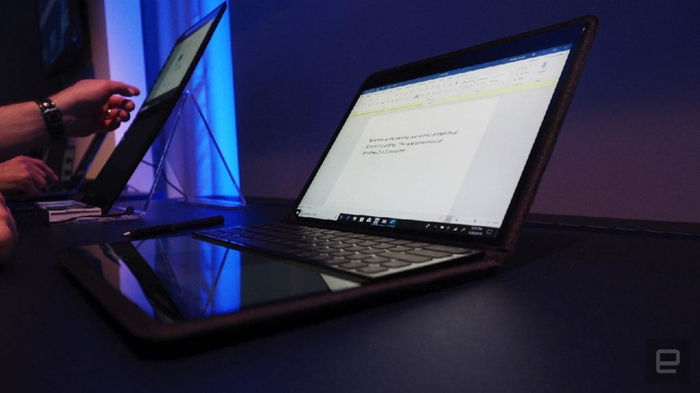 Intel Twin Rivers dual-screen 2-in-1 laptop prototype hands-on