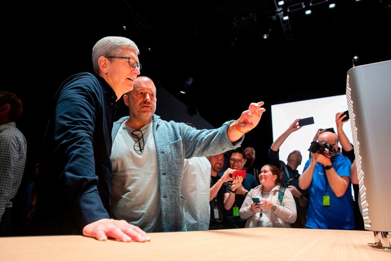 US-IT-APPLE-NEWS-FEED