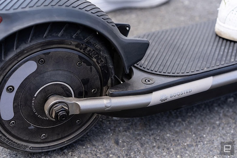 Boosted Rev hands-on