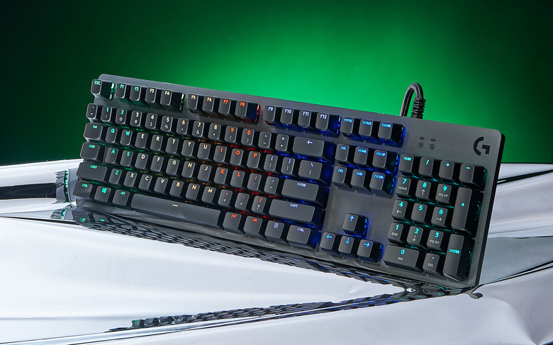 logitech