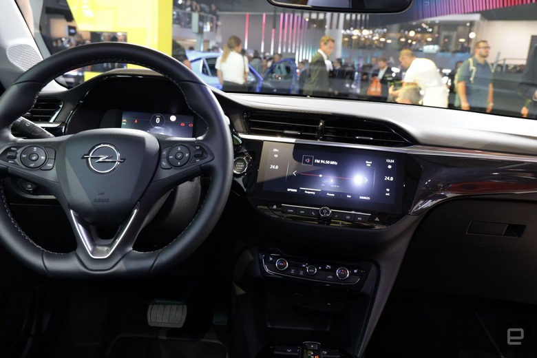 Opel Corsa-e interior