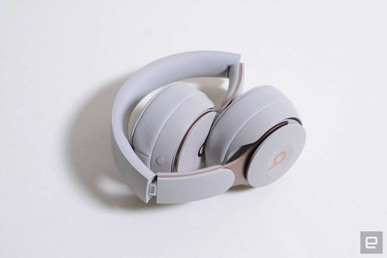 Beats Solo Pro hands-on