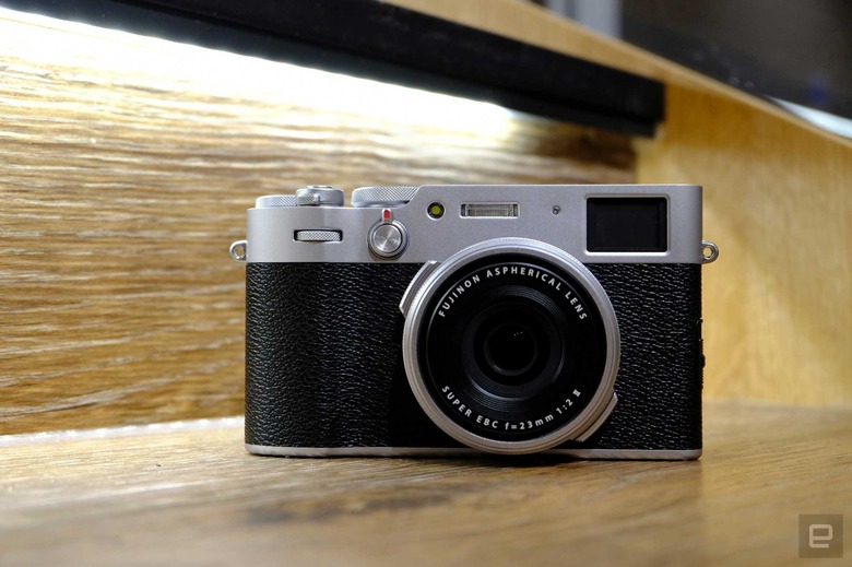Fujifilm X100V