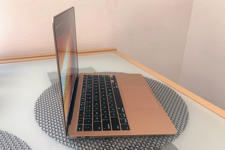Apple MacBook Air (2020)