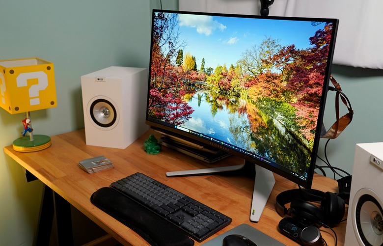 Alienware 32 4K QD-OLED gaming monitor