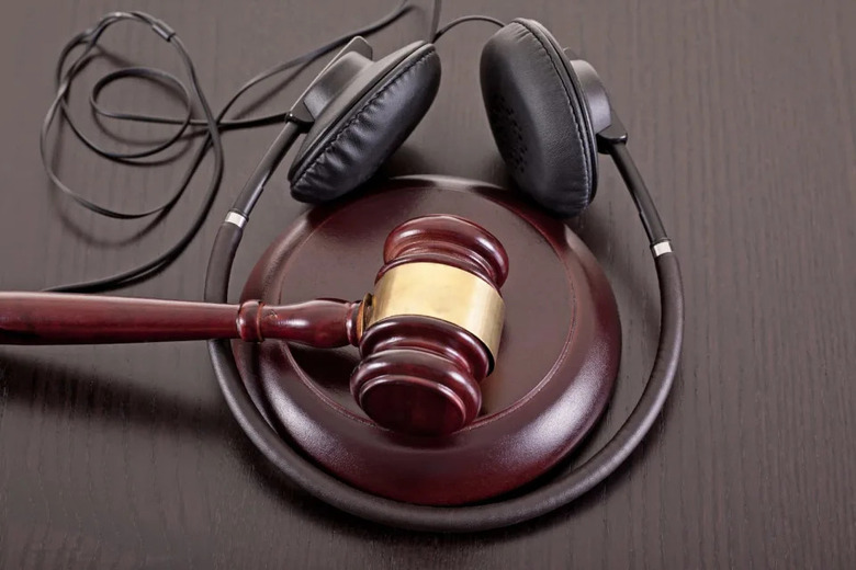 Appeals court overturns $1 billion copyright lawsuit against internet provider