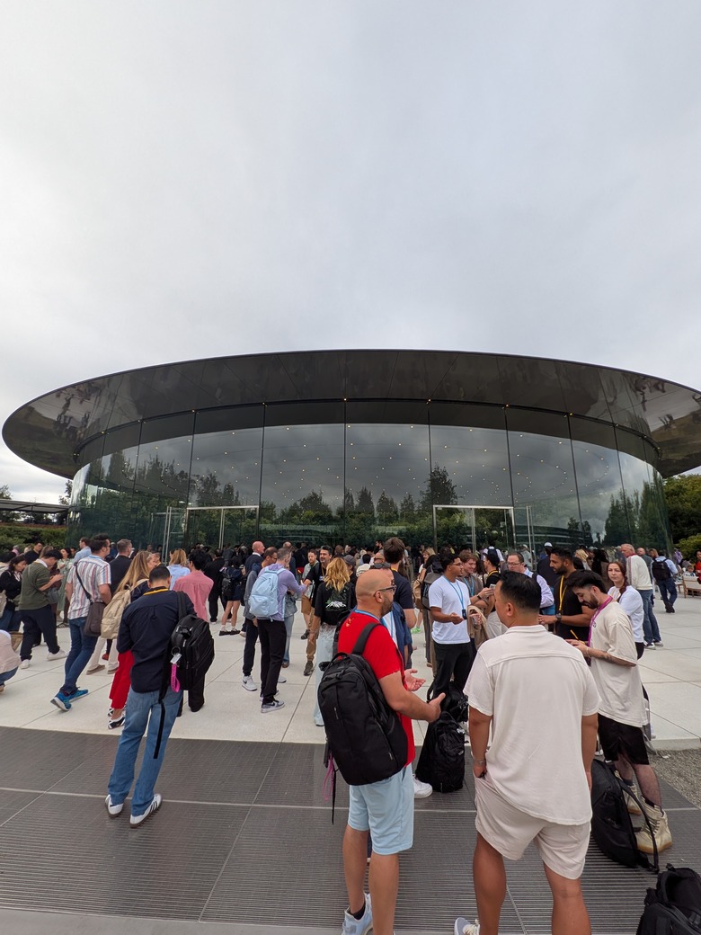 Steve Jobs Theater