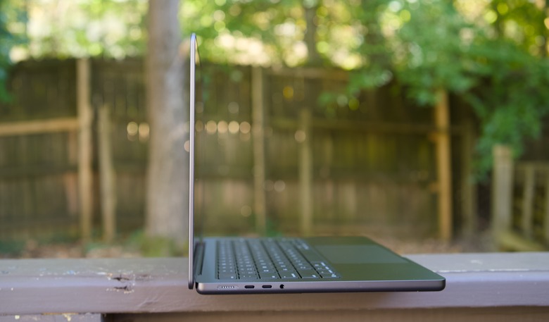 MacBook Pro 14-inch M5