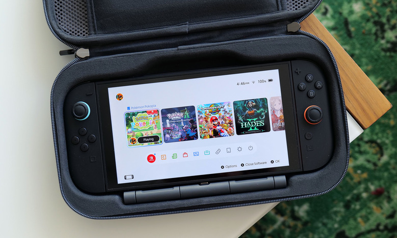 The arrangement of the included 10,000mAh battery pack and the placement of its internal USB-C port makes it a cinch to recharge your Switch 2 every time you put it in the case.