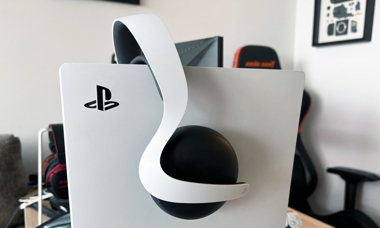 The PlayStation Pulse Elite.