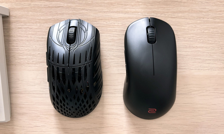 The Pwnage Stormbreaker (left) and BenQ Zowie U2 (right).
