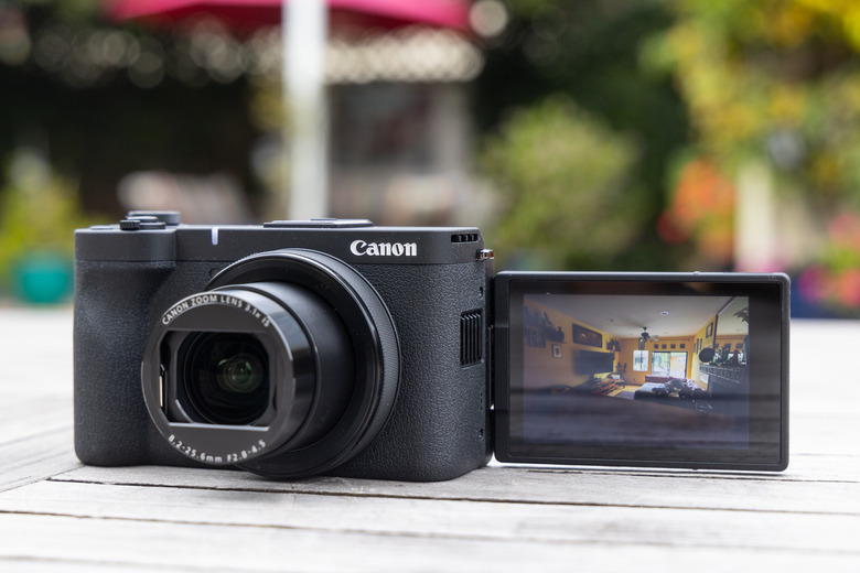 Canon Powershot V1 review: A powerful compact camera capable of
