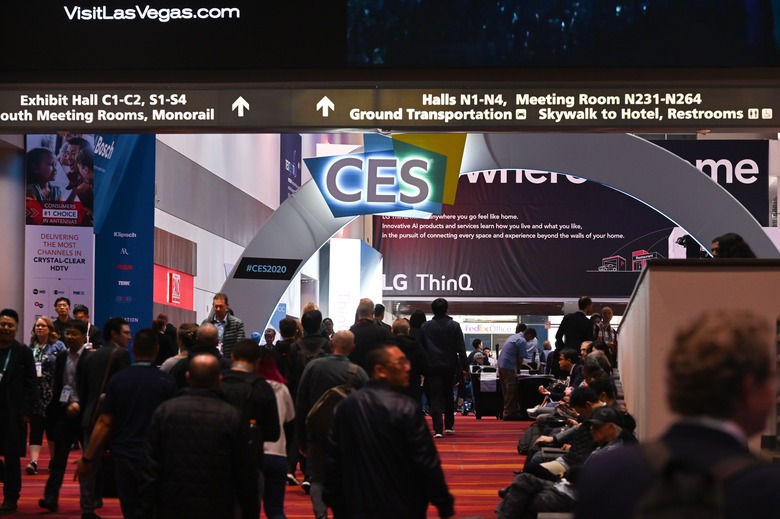 Attendees walk through the Las Vegas Convention Center January 10, 2020 on the final day of the 2020 Consumer Electronics Show (CES) in Las Vegas, Nevada. (Photo by Robyn Beck / AFP) (Photo by ROBYN BECK/AFP via Getty Images)