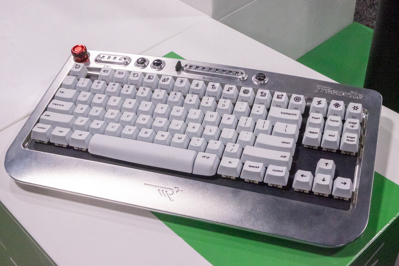 Freewrite Wordrunner mechanical keyboard