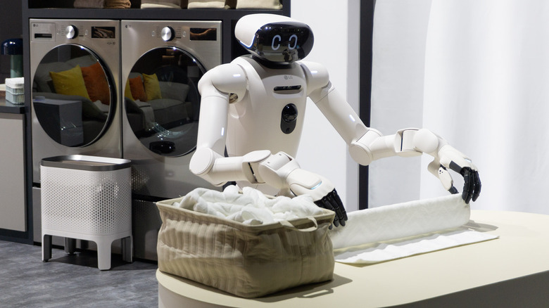 The LG CLOiD robot folding towels at CES 2026.