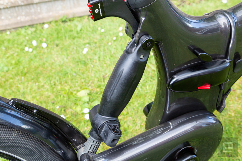 The 'Lockshock' rear suspension.