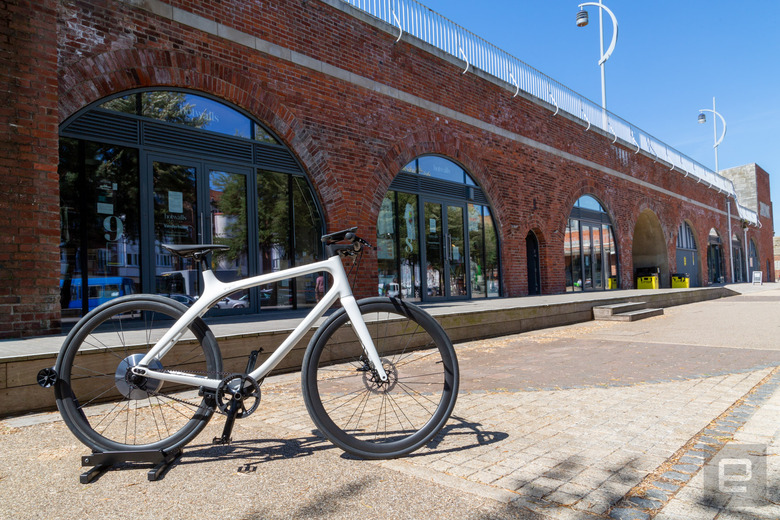 The 123Wh battery lasts roughly 50 miles on a single charge.