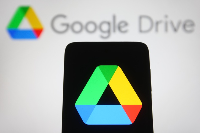 UKRAINE - 2021/10/06: In this photo illustration a Google Drive logo is seen on a smartphone and a pc screen. (Photo Illustration by Pavlo Gonchar/SOPA Images/LightRocket via Getty Images)