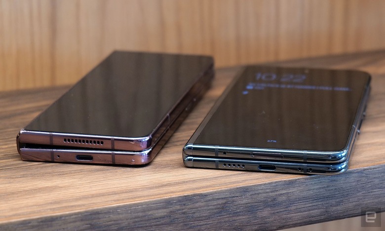 While it might not sound like a big deal, the Pixel Fold's (right) thinner design and lack of a gap between its screen when closed go a long way towards making it easy to use.