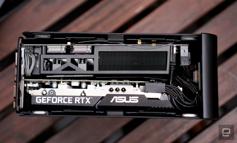 太*ご様 Intel NUC 9 i5 9300H ASUS RTX 2060 Intel's NUC 9 Extreme is the new king of tiny gaming PCs
