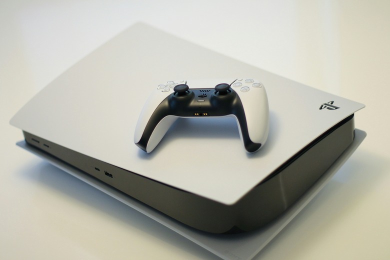 A PS5 and controller.