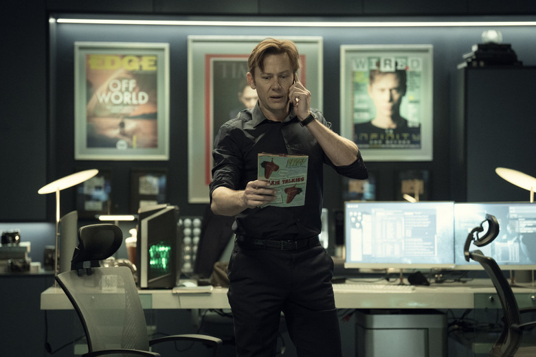 Jimmi Simpson as James Walton in the 