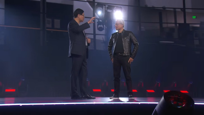 Livestream issue seems to be fixed now. NVIDIA CEO Jensen Huang has joined Yang onstage to announce Lenovo and NVIDIA's collaboration on an 