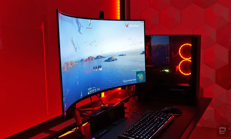 The 800R curve on the 45GR95QE-B is even more rounded than many of its rivals and delivers an almost cocoon-like gaming experience.