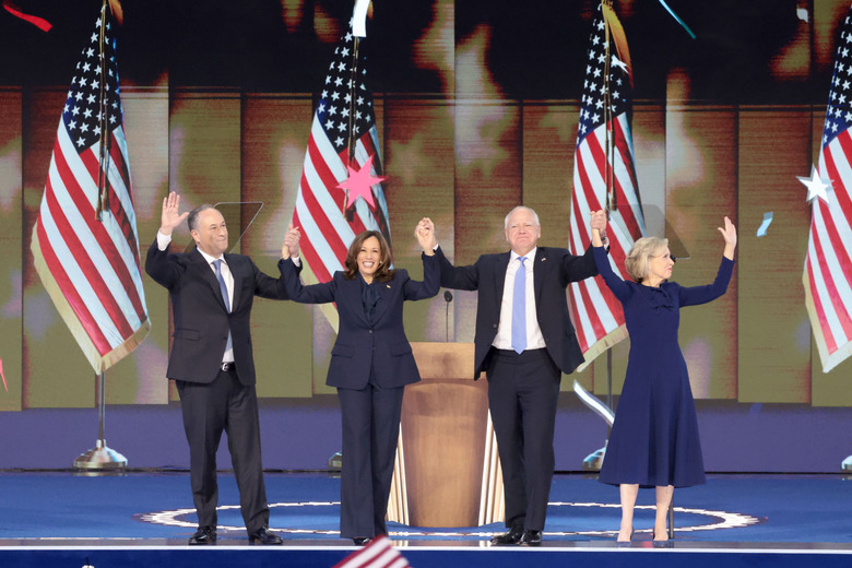 CHICAGO, IL AUGUST 22, 2024 - Second Gentleman Doug Emhoff, from left, Vice President Kamala Harris, Tim Walz, governor of Minnesota and Democratic vice-presidential nominee, and Gwen Walz, wife of Tim Walz, during the Democratic National Convention Thursday, Aug. 22, 2024, in Chicago, IL. (Myung J. Chun/Los Angeles Times via Getty Images)