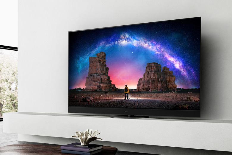 Panasonic LZ2000 OLED TV
