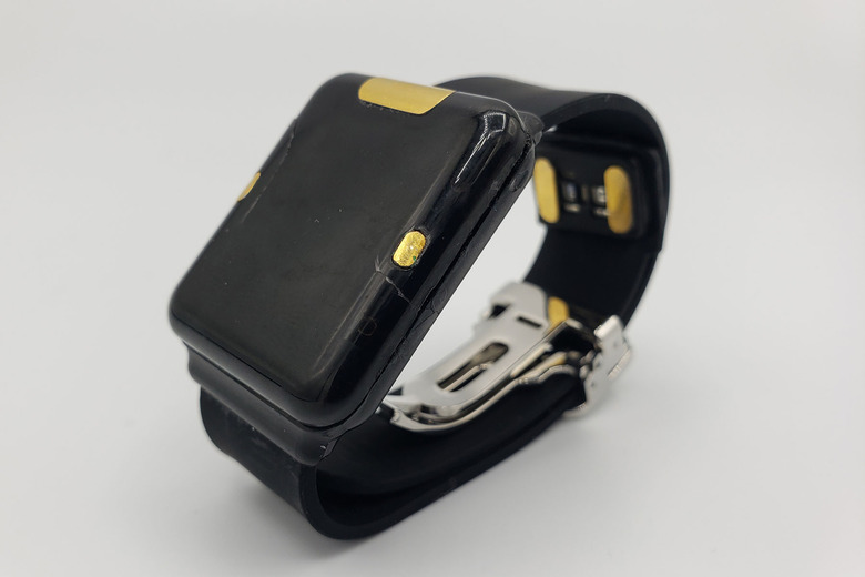 Image of the Quantum Operation Inc prototype blood glucose monitor.