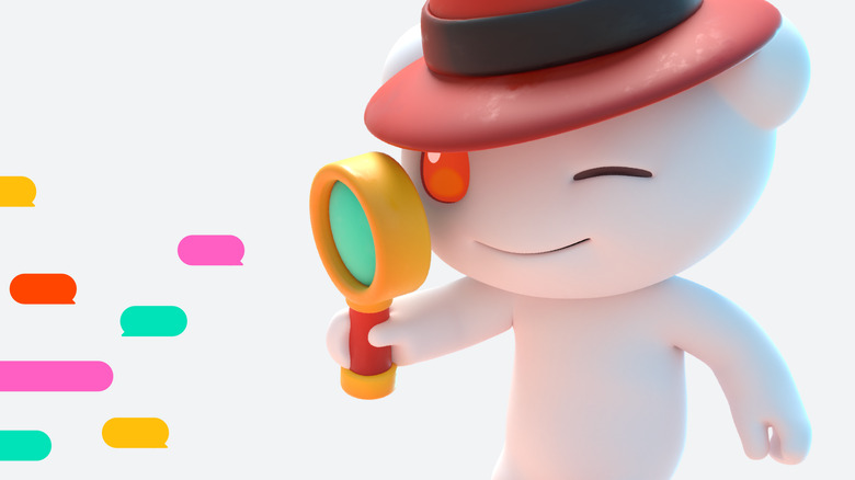 Reddit's Snoo with a detective hat and magnifying glass.