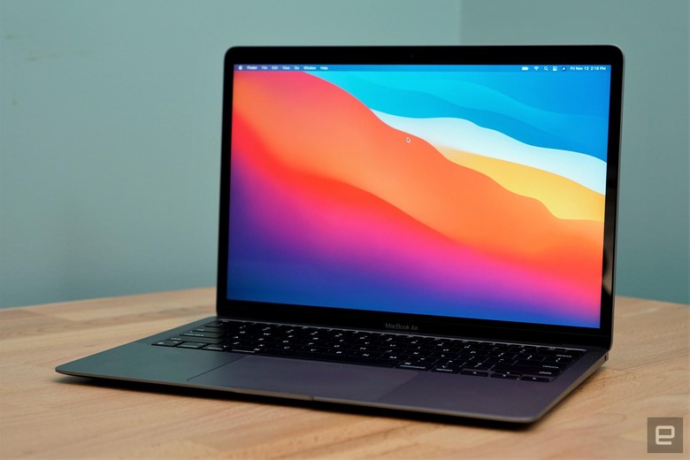 Report: Apple sold a record number of MacBooks last quarter