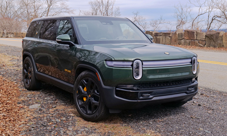 A front angle photo of Rivian's R1S Gen 2 EV SUV.