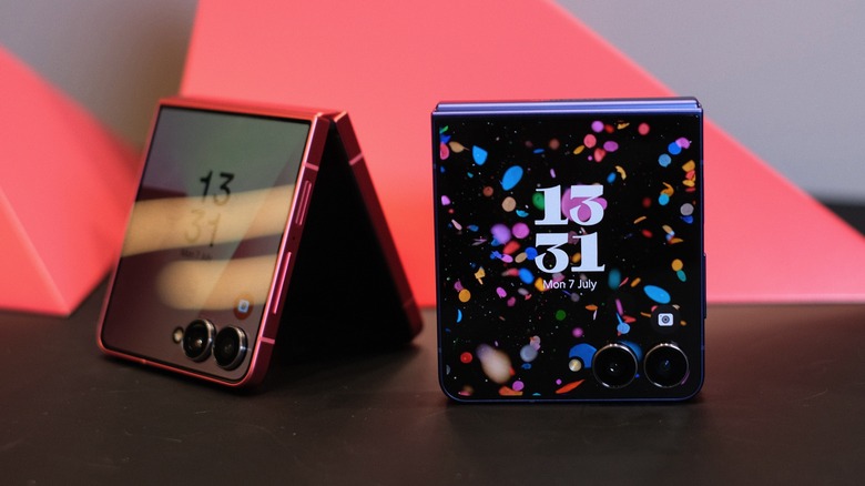 The Samsung Galaxy Z Flip 7