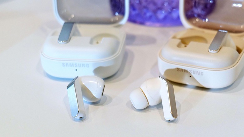 A pair of the new Galaxy Buds 4 on a table.