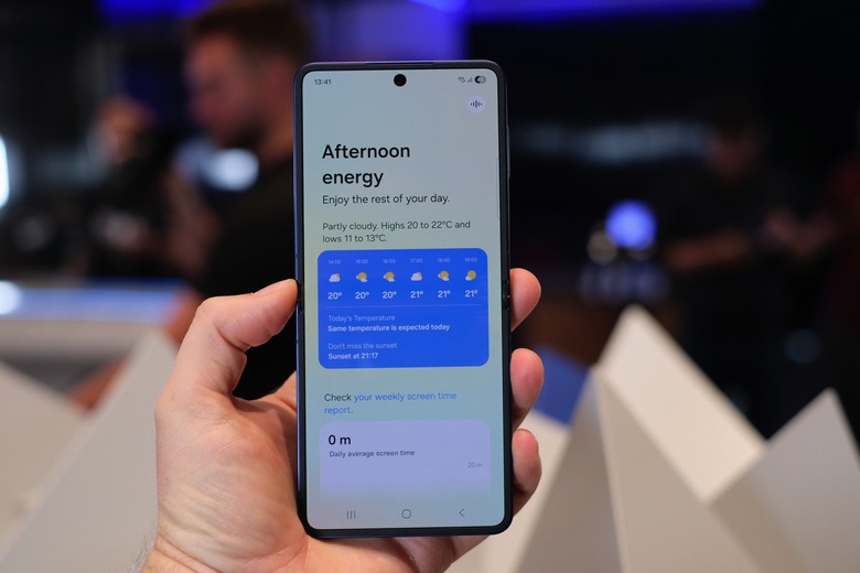The Galaxy Z Flip 7 has a more typical 16:9 screen ratio.