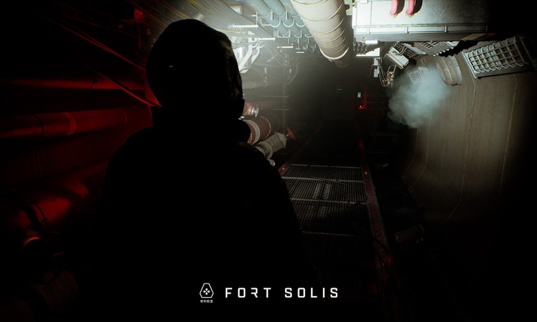Fort Solis screenshot showing protagonist Jack Leary walking through a darkened maintenance tunnel