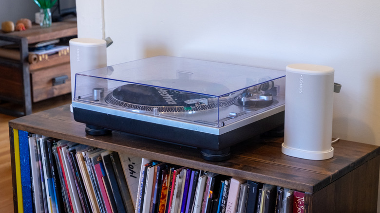Two Sonos Play speakers paired in stereo.