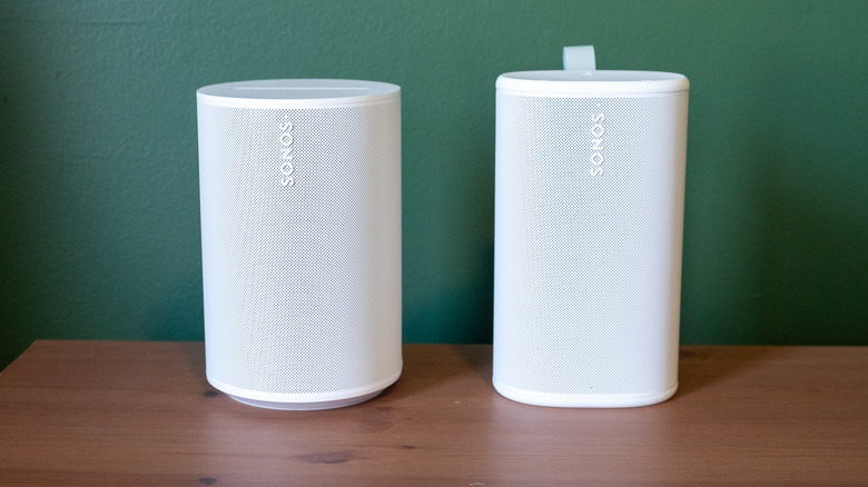 The Era 100 (left) and the Play (right).