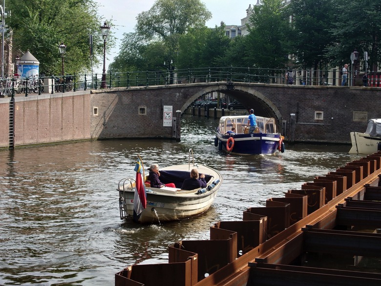 The Xperia 1 III is excellent at ensuring faces in photos stay in focus. While most of the image is crisp, you can still clearly see the boat passengers even at this distance.