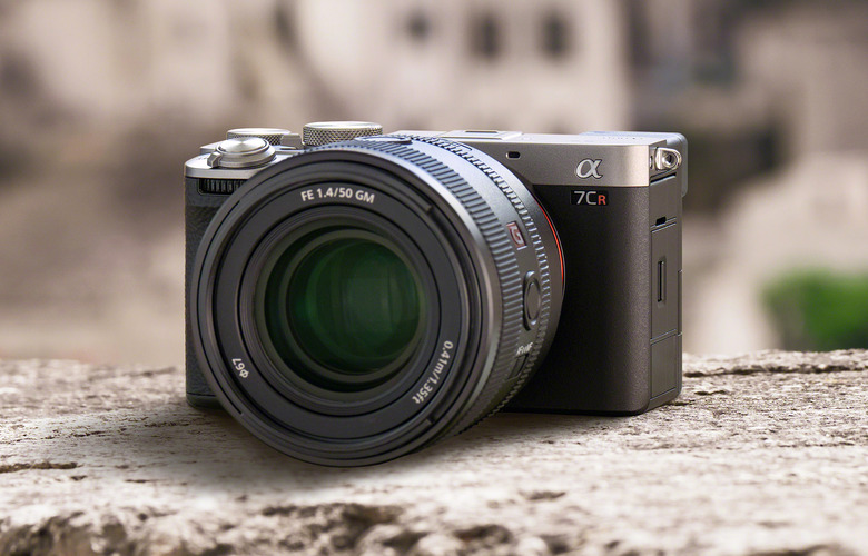 Sony's two new A7C series cameras offer premium features for less money - engadget.com
