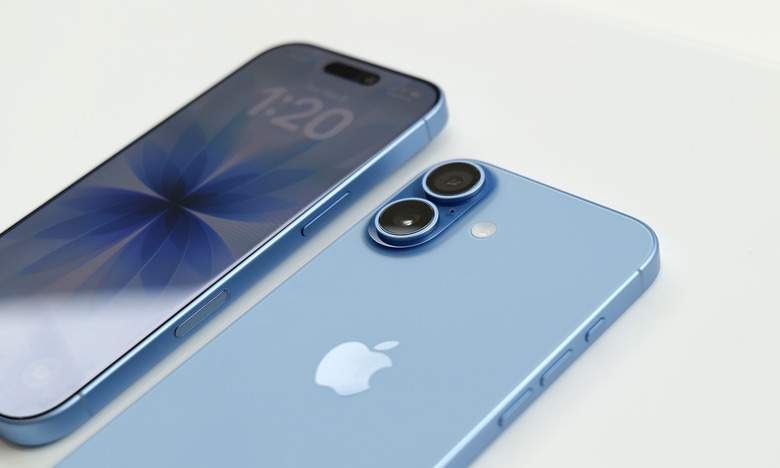 iPhone 17