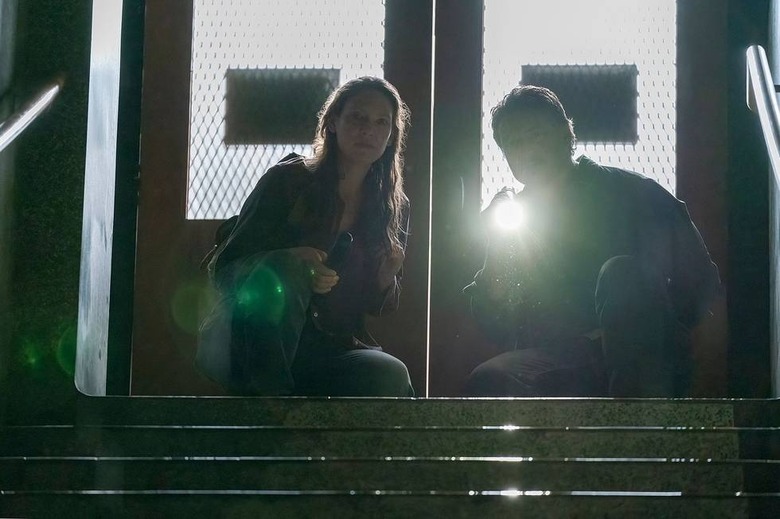 Anna Torv (Tess) and Pedro Pascal (Joel)