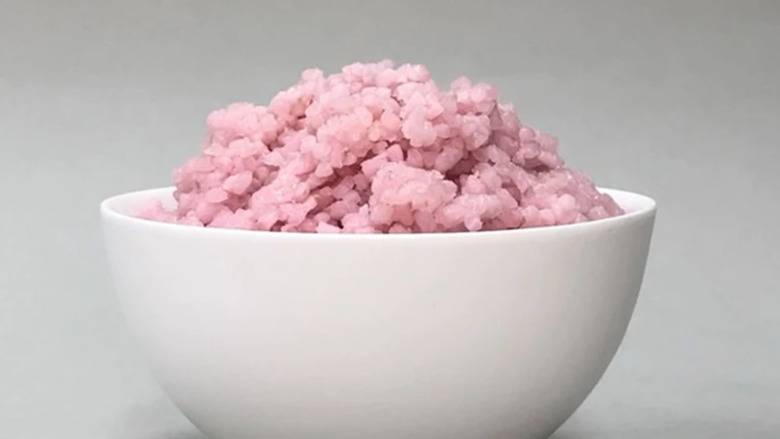 A tasty bowl of pink beef rice.
