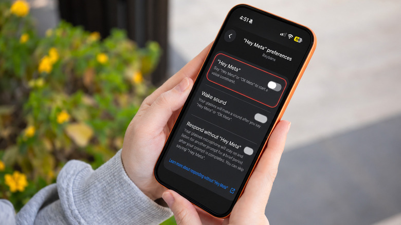 The Meta AI app showing the "Hey Meta" toggle switched off.