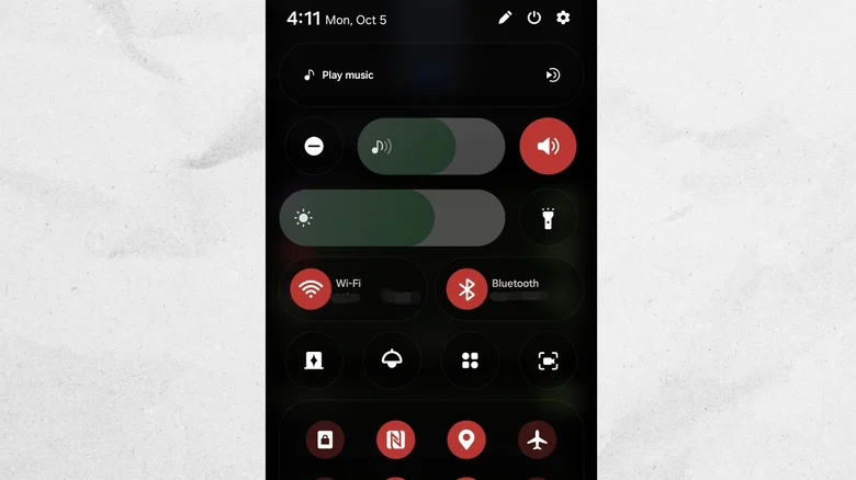 Customized Quick Panel in One UI 9 on Samsung Galaxy S25 Ultra.