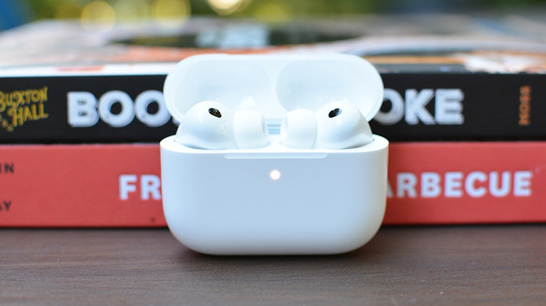 AirPods Pro 3.