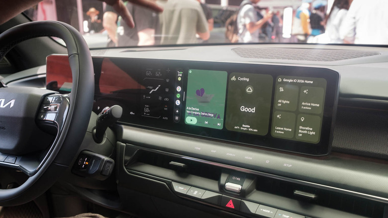 Google is bringing Android-like widgets to its automative experiences.
